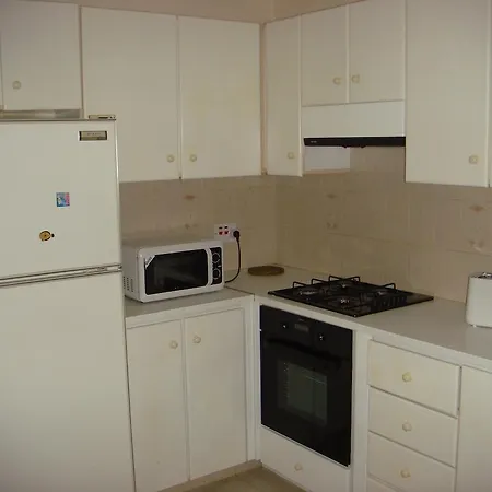 Appartement Christine Beach *